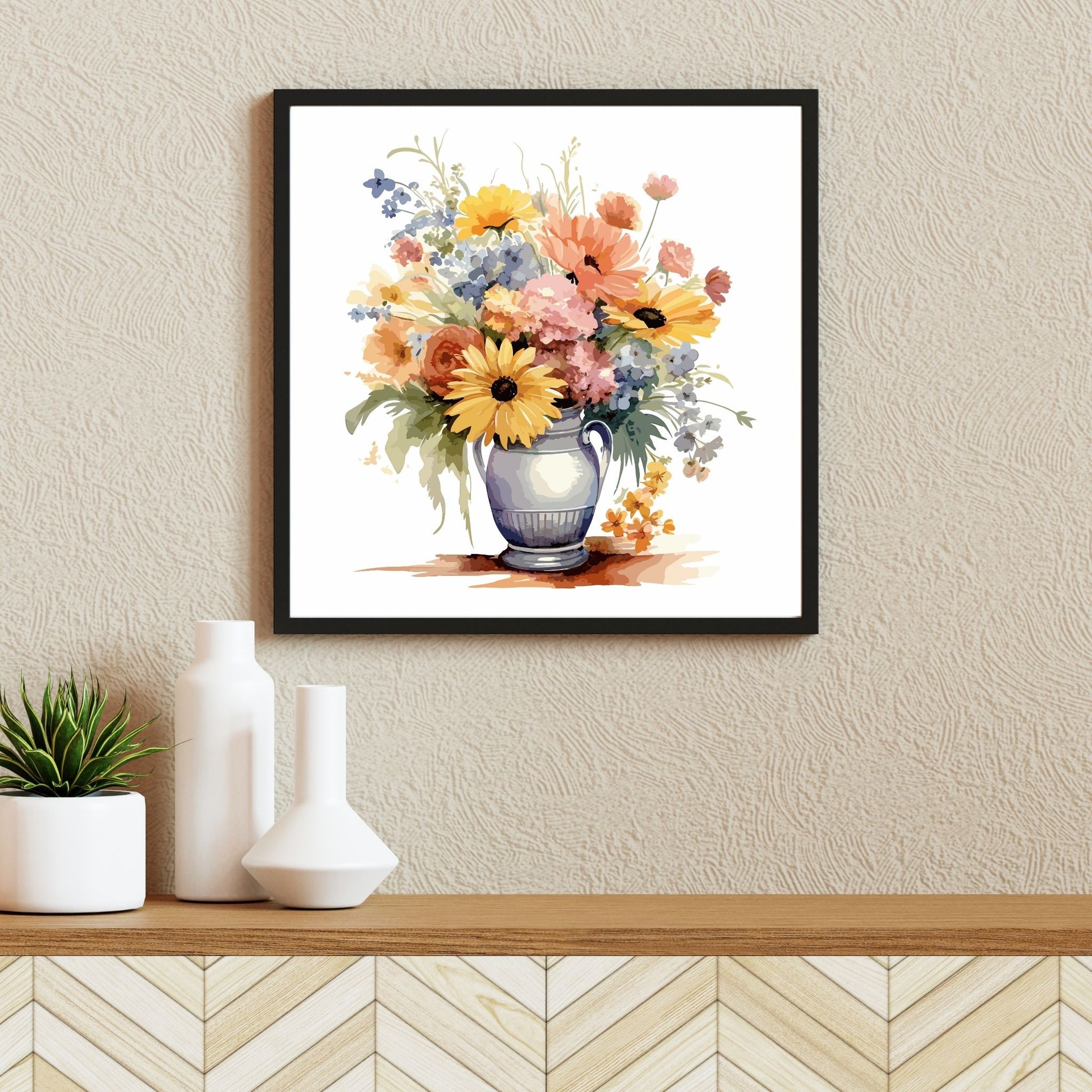 Vår "Blomster i vase" plakat og lerret er kunstnerisk utformet med grafiske illustrasjoner i akvarell, som skildrer en fargerik blomsterbukett i vase.  Illustrasjonen viser motivet som plakat i en svart ramme.