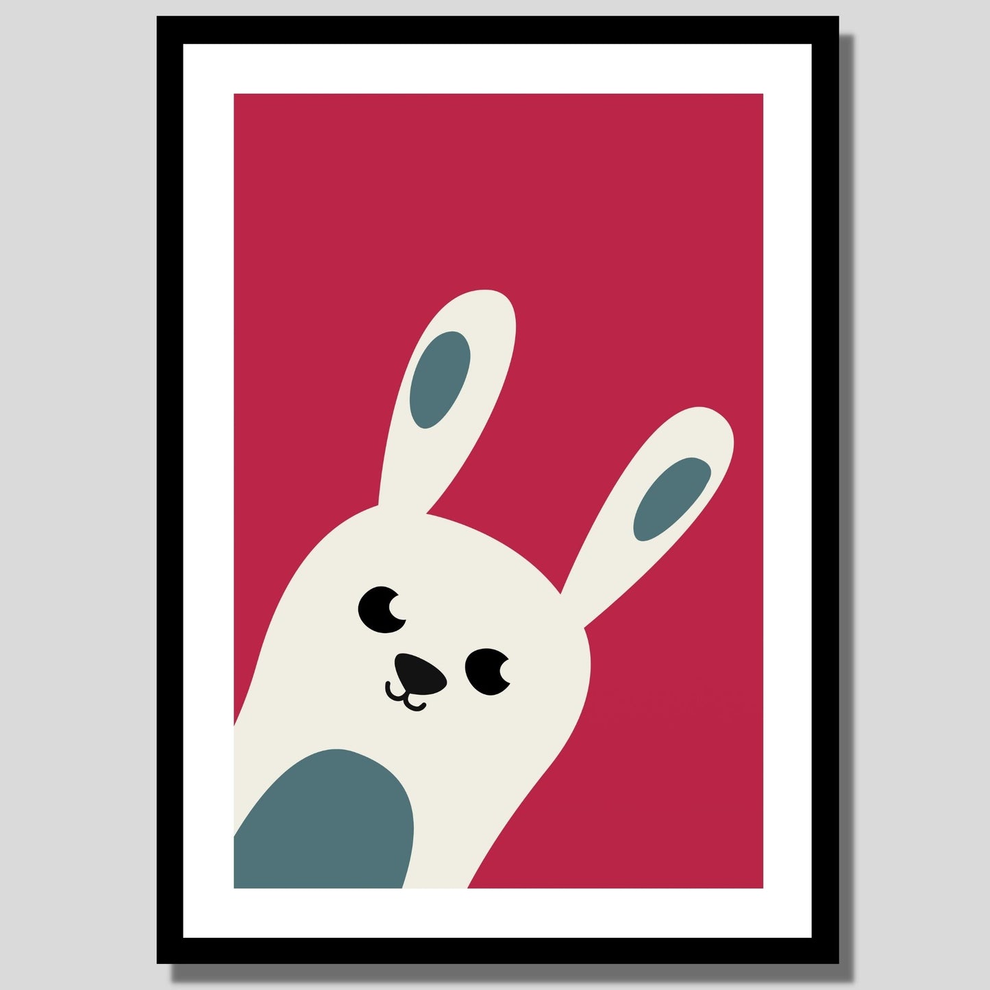 Cartoon Animal. Grafisk plakat for barnerommet. Beige kanin på rød bakgrunn.Illustrasjon av plakat med hvit kant rundt i sort ramme.