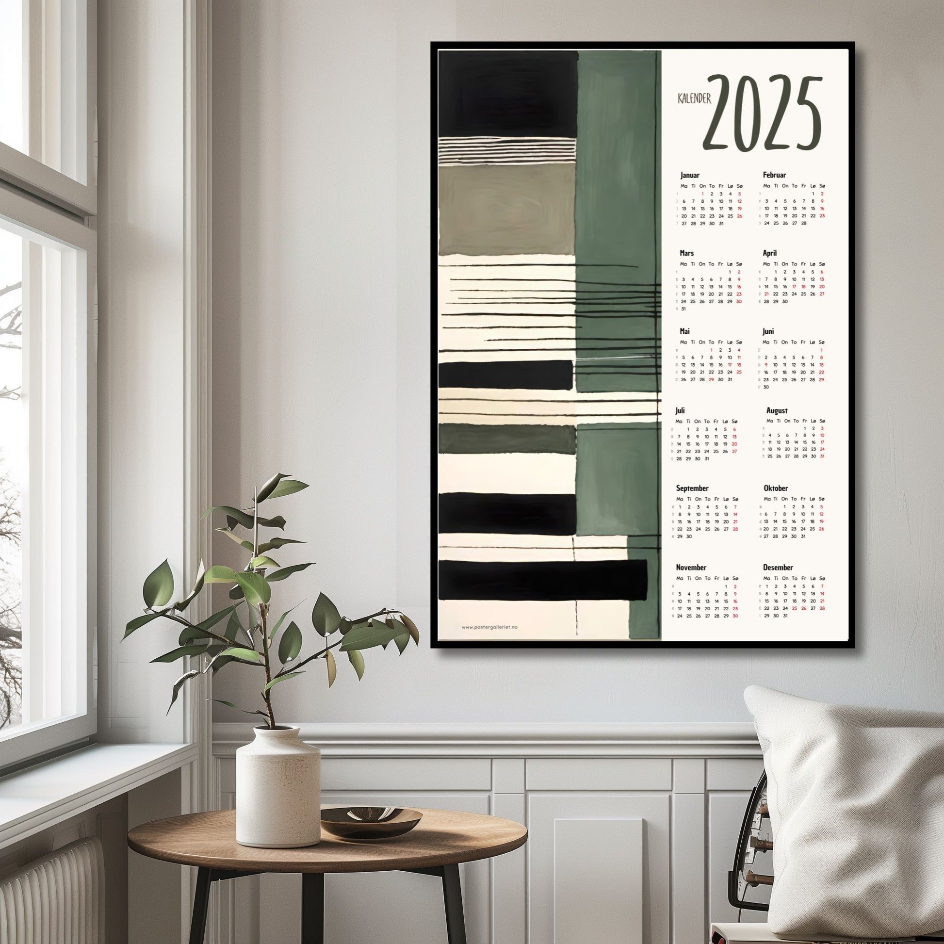 Planlegg året med stil med Kalender 2025! Kalenderen er både funksjonell og dekorativ, og passer perfekt på veggen. Ilustrasjonsfoto viser kalender i sort ramme.