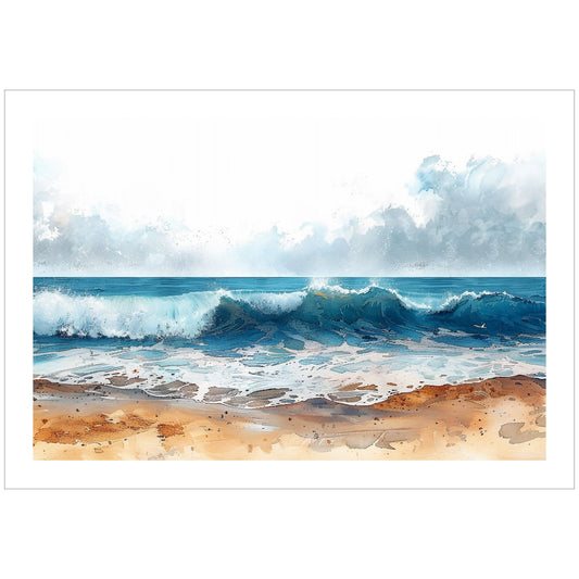 Dette spesifikke plakatmotivet viser sjø med bølger som slår mot stranda og en himmel med hvite skybanker, perfekt for å bringe den avslappende sommerstemningen inn i ditt hjem.
